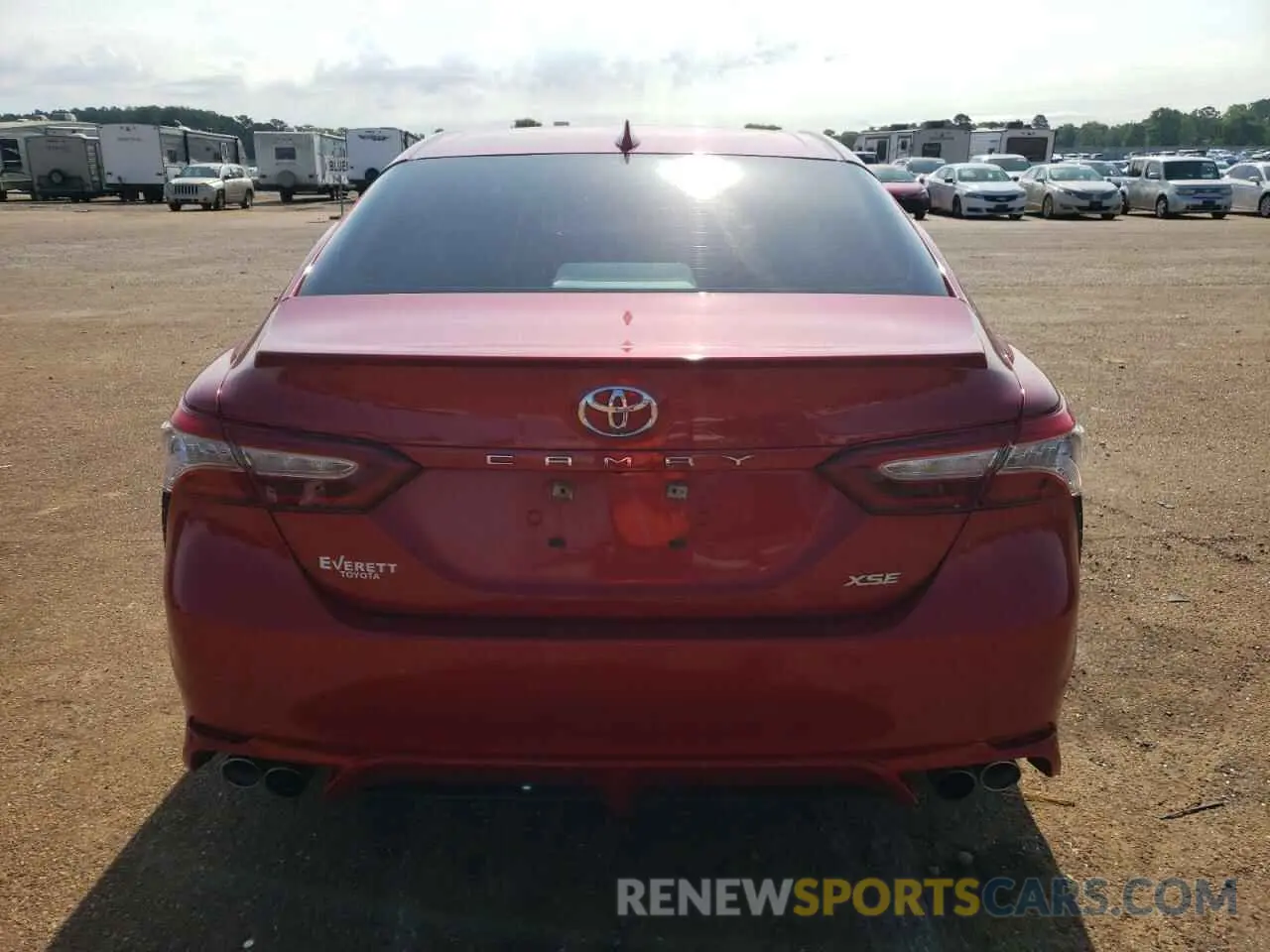 6 Photograph of a damaged car 4T1B61HK2KU169527 TOYOTA CAMRY 2019