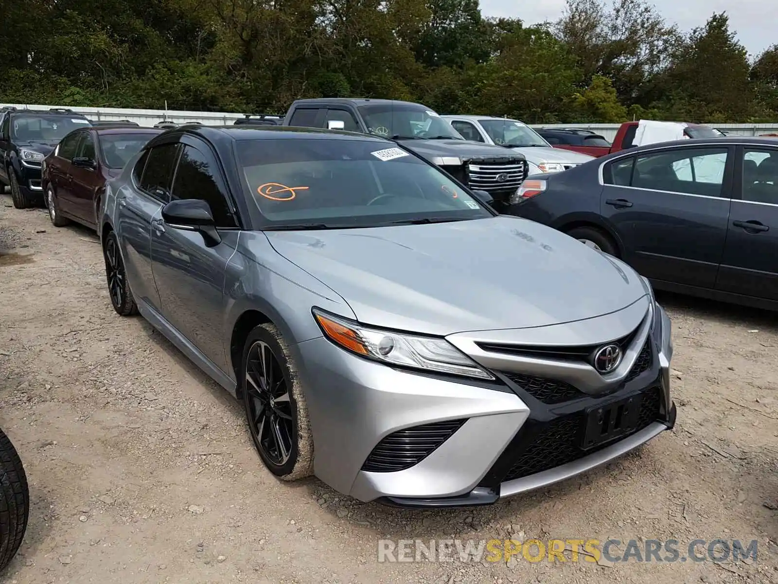 1 Photograph of a damaged car 4T1B61HK2KU169916 TOYOTA CAMRY 2019