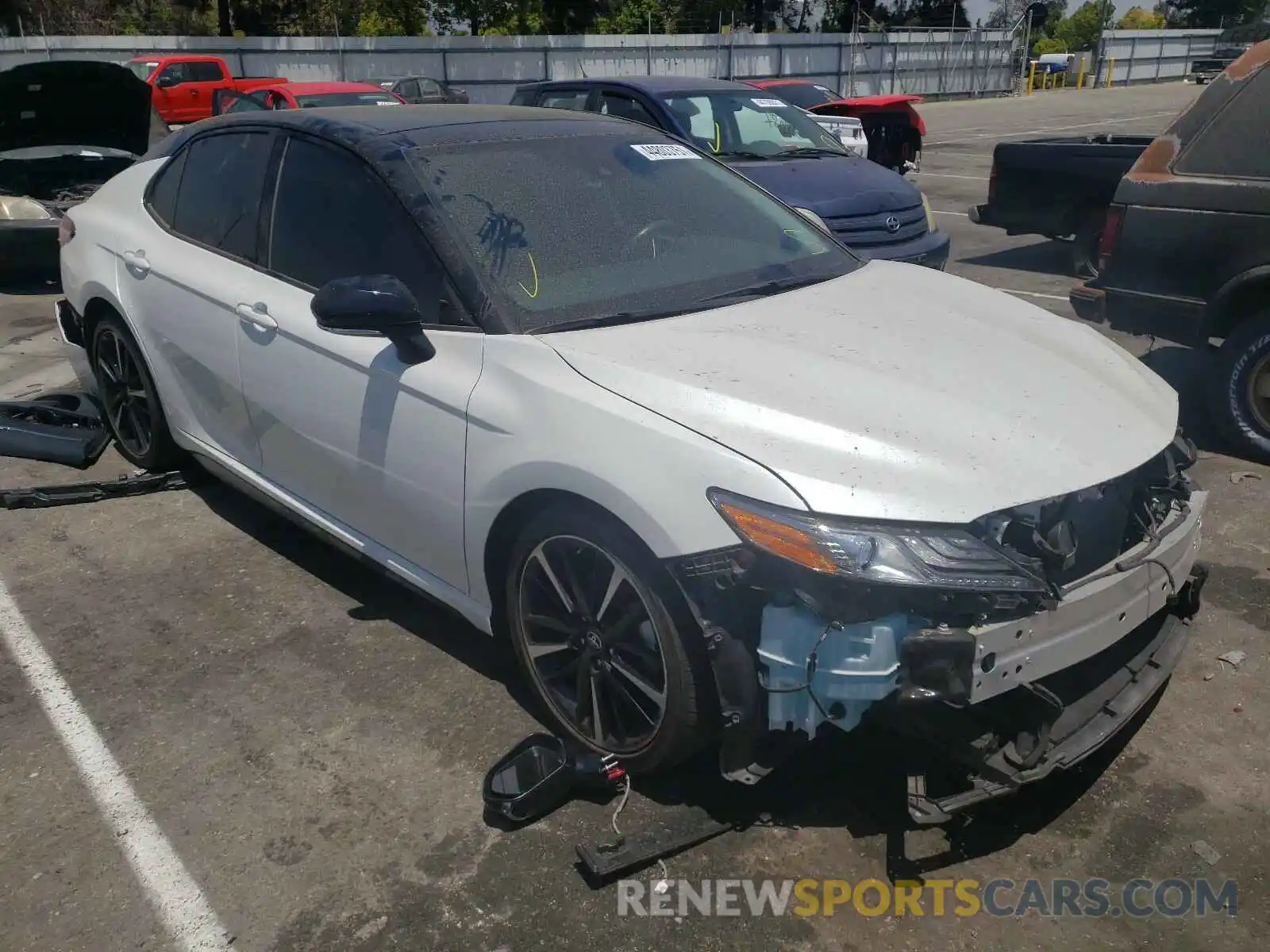 1 Photograph of a damaged car 4T1B61HK2KU235932 TOYOTA CAMRY 2019