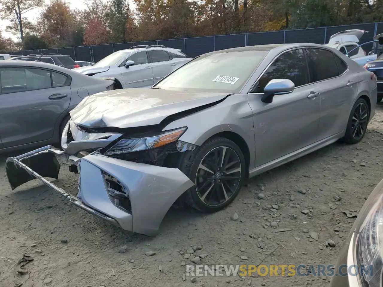 1 Photograph of a damaged car 4T1B61HK2KU260300 TOYOTA CAMRY 2019