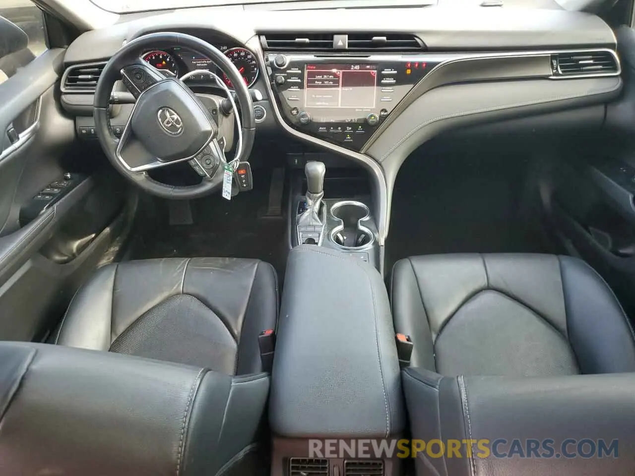 8 Photograph of a damaged car 4T1B61HK2KU260300 TOYOTA CAMRY 2019