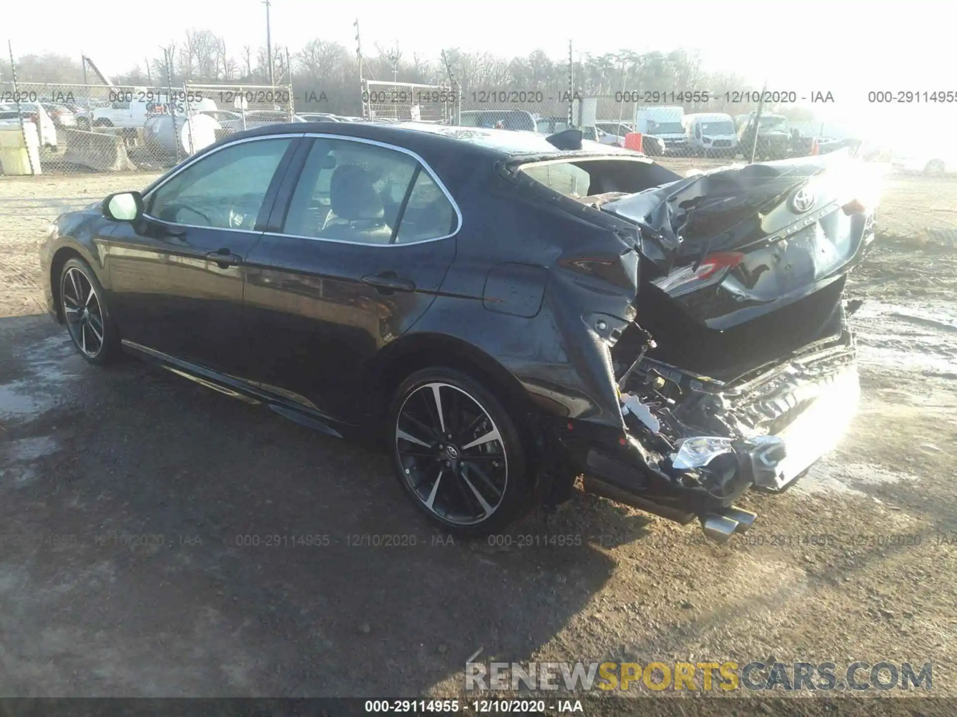 3 Photograph of a damaged car 4T1B61HK2KU262483 TOYOTA CAMRY 2019