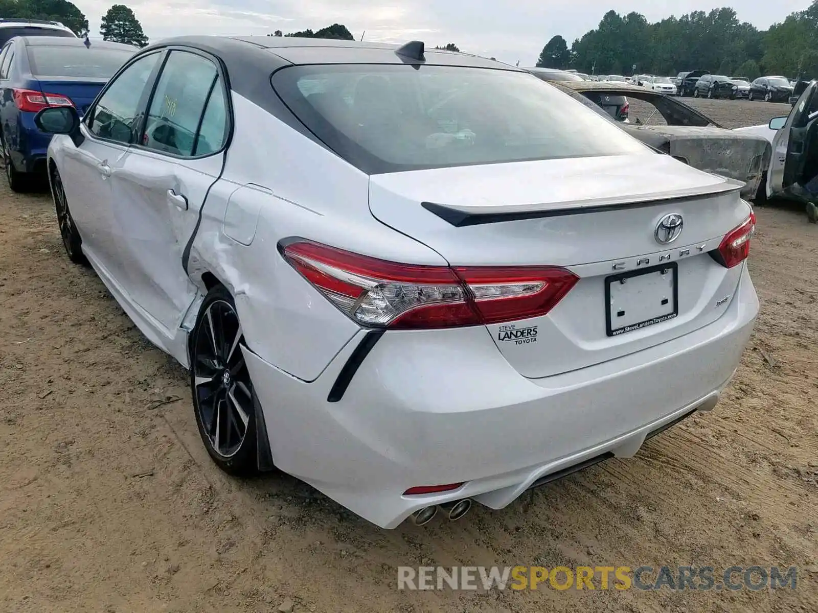 3 Photograph of a damaged car 4T1B61HK2KU267215 TOYOTA CAMRY 2019