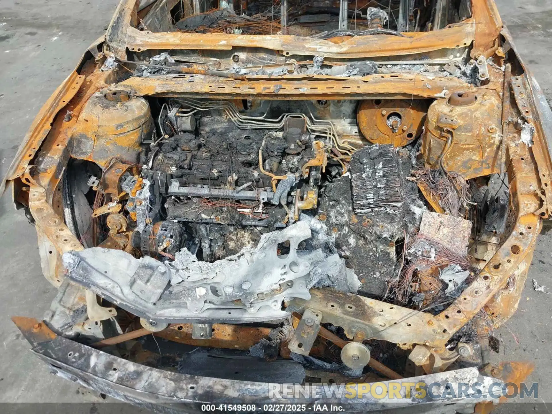 10 Photograph of a damaged car 4T1B61HK2KU268851 TOYOTA CAMRY 2019