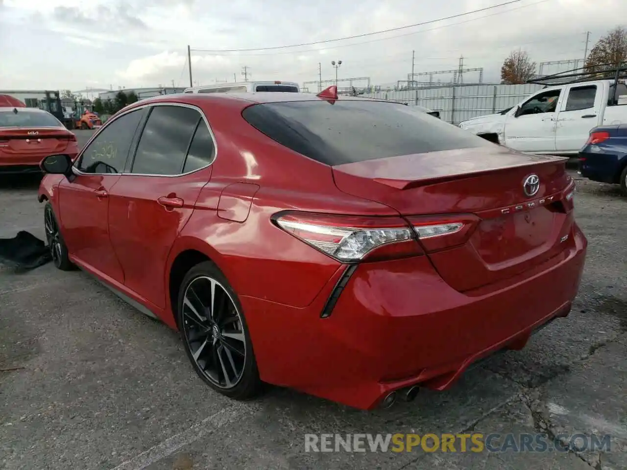 2 Photograph of a damaged car 4T1B61HK2KU272592 TOYOTA CAMRY 2019