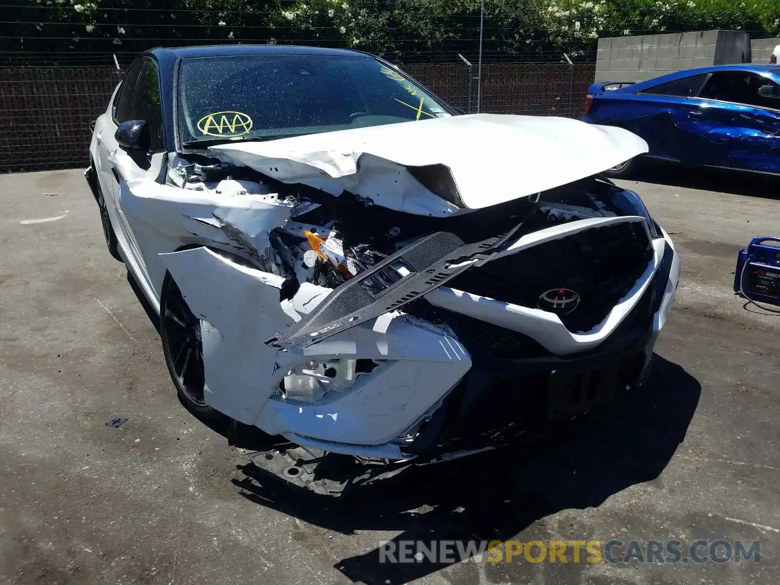 9 Photograph of a damaged car 4T1B61HK2KU285746 TOYOTA CAMRY 2019