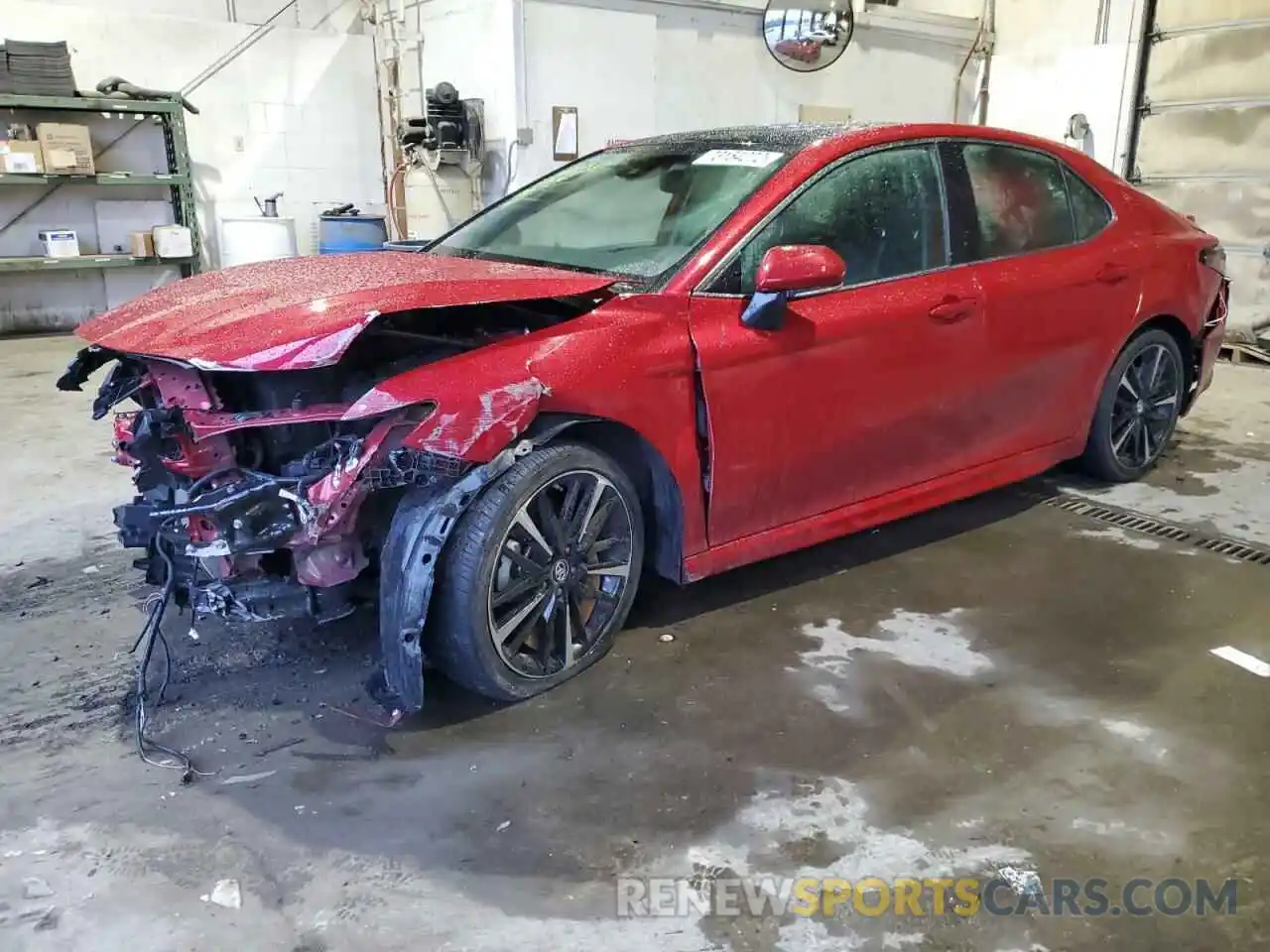 1 Photograph of a damaged car 4T1B61HK2KU293507 TOYOTA CAMRY 2019