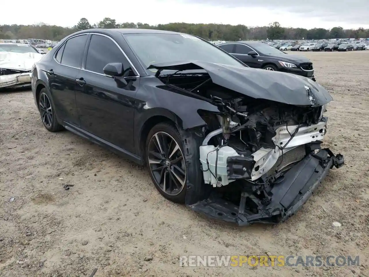 1 Photograph of a damaged car 4T1B61HK2KU296052 TOYOTA CAMRY 2019