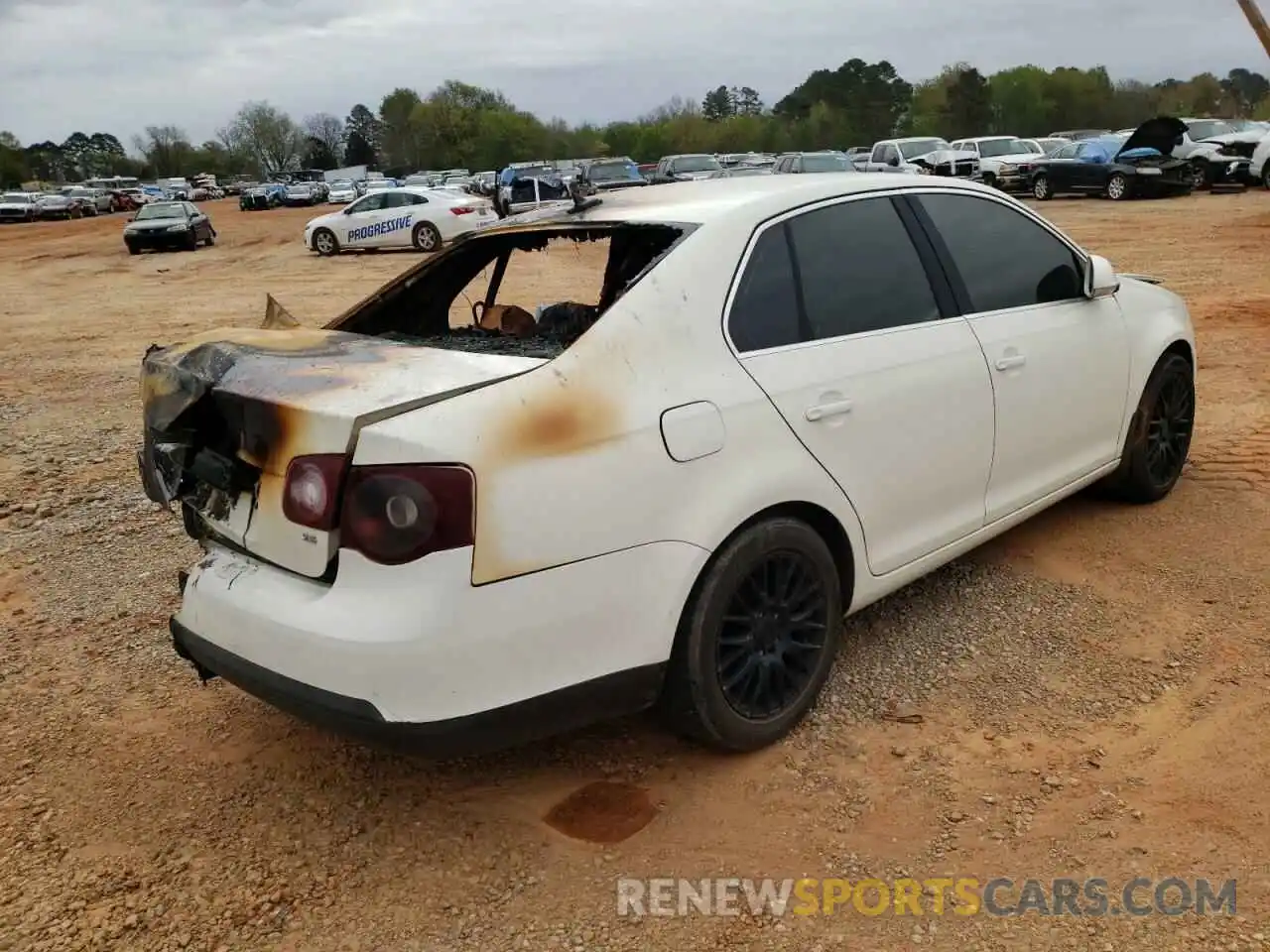 4 Photograph of a damaged car 4T1B61HK2KU298996 TOYOTA CAMRY 2019