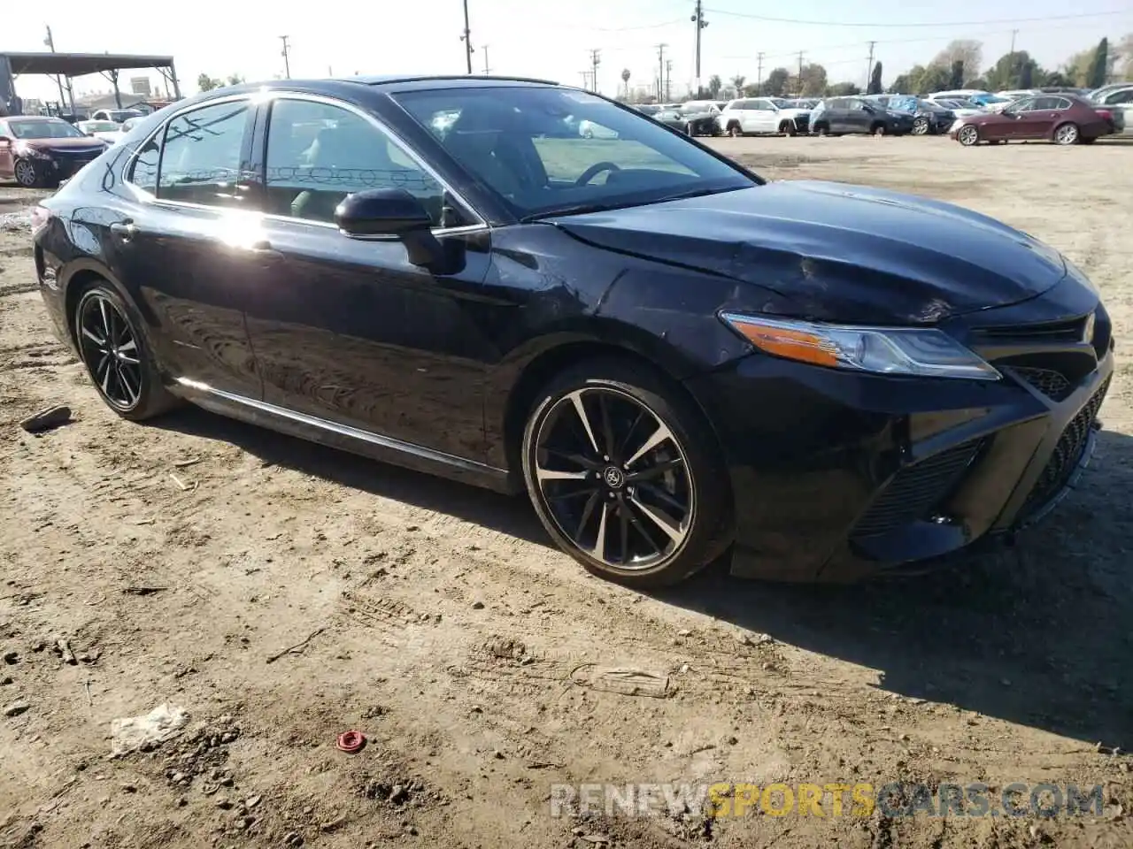 4 Photograph of a damaged car 4T1B61HK2KU719647 TOYOTA CAMRY 2019