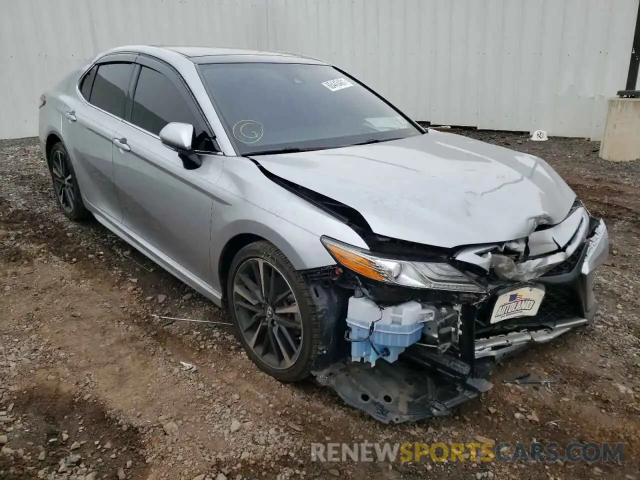 1 Photograph of a damaged car 4T1B61HK2KU755693 TOYOTA CAMRY 2019