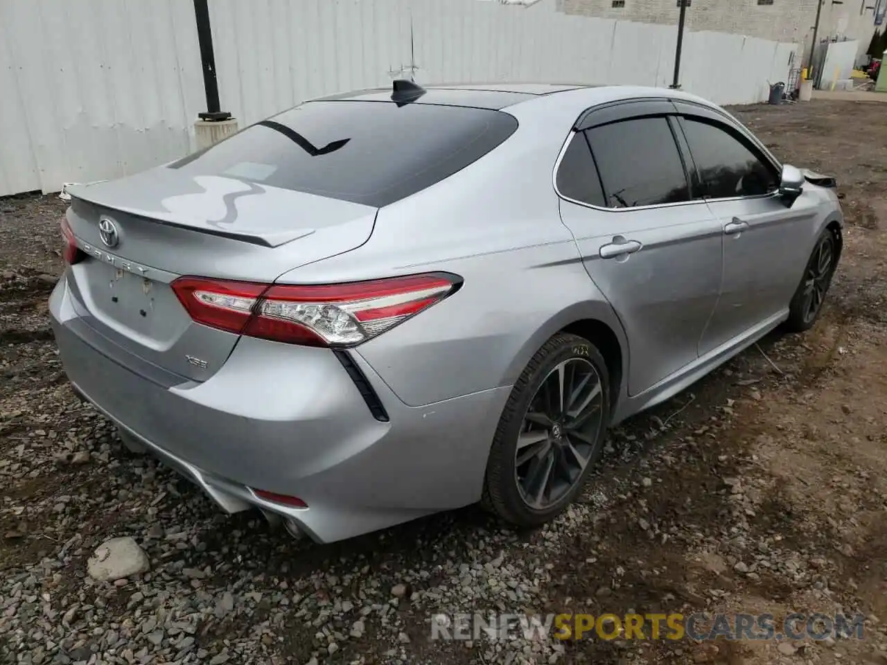 4 Photograph of a damaged car 4T1B61HK2KU755693 TOYOTA CAMRY 2019