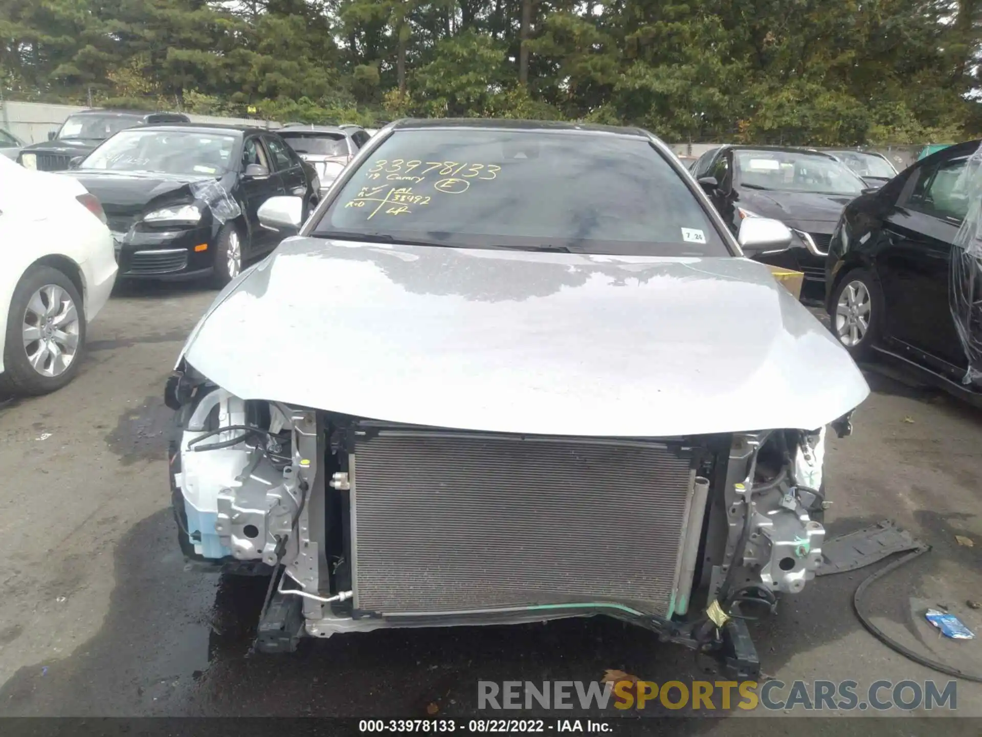 6 Photograph of a damaged car 4T1B61HK2KU770503 TOYOTA CAMRY 2019