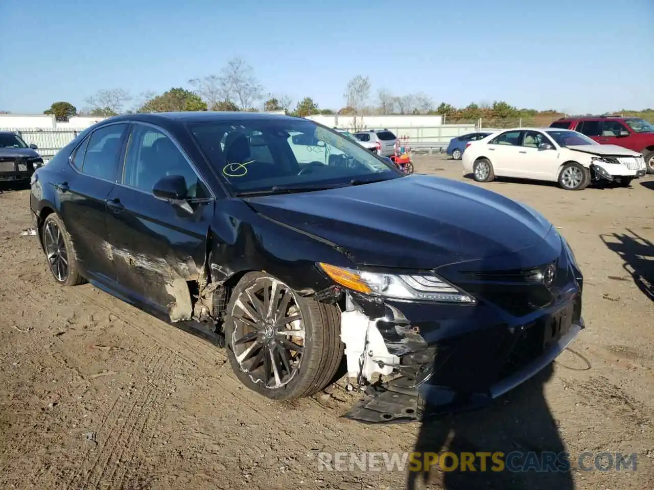 1 Photograph of a damaged car 4T1B61HK2KU790864 TOYOTA CAMRY 2019