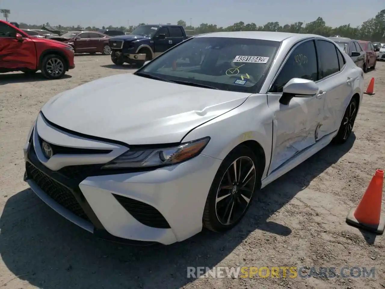 2 Photograph of a damaged car 4T1B61HK2KU791237 TOYOTA CAMRY 2019