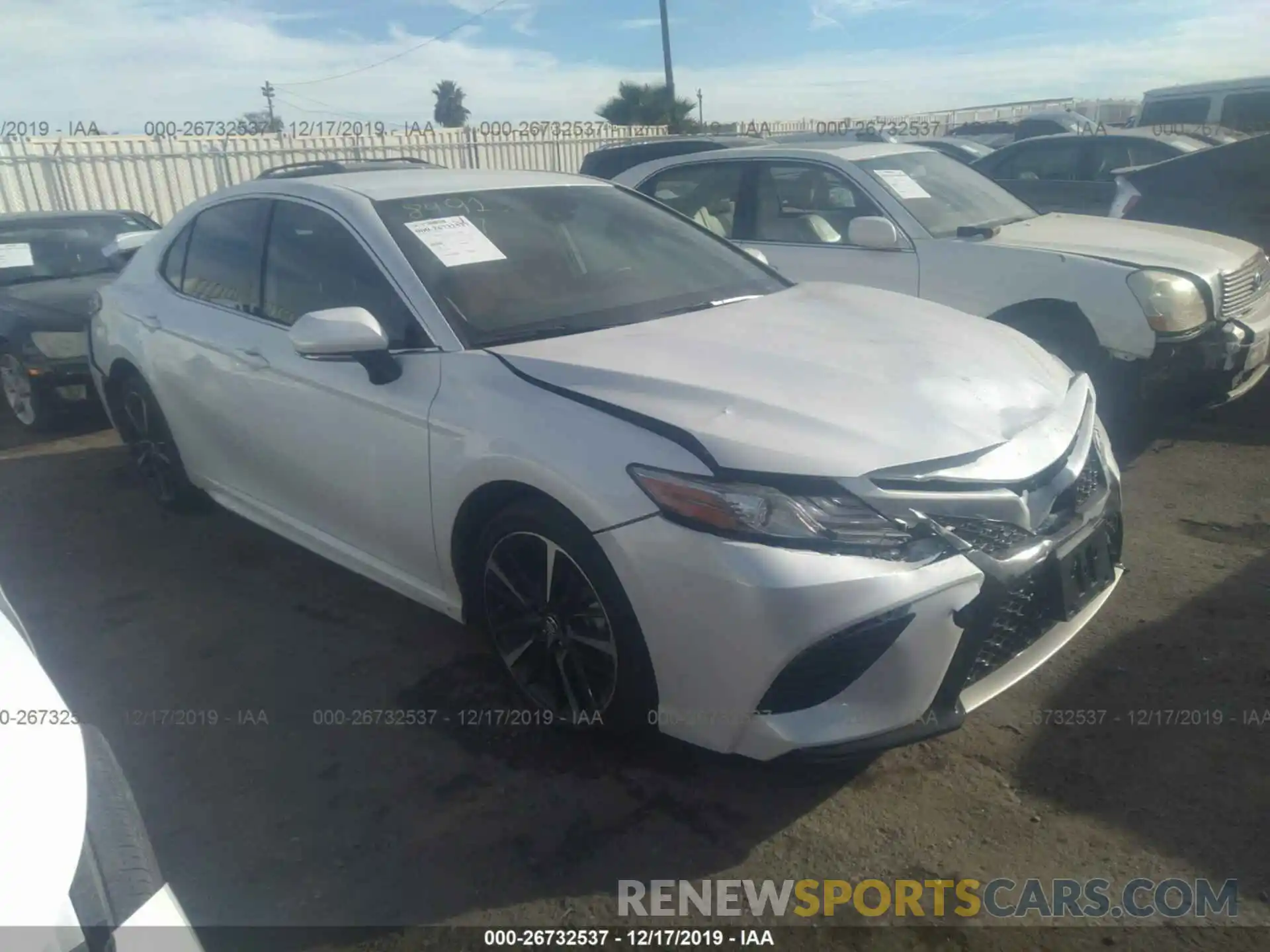 1 Photograph of a damaged car 4T1B61HK2KU792792 TOYOTA CAMRY 2019