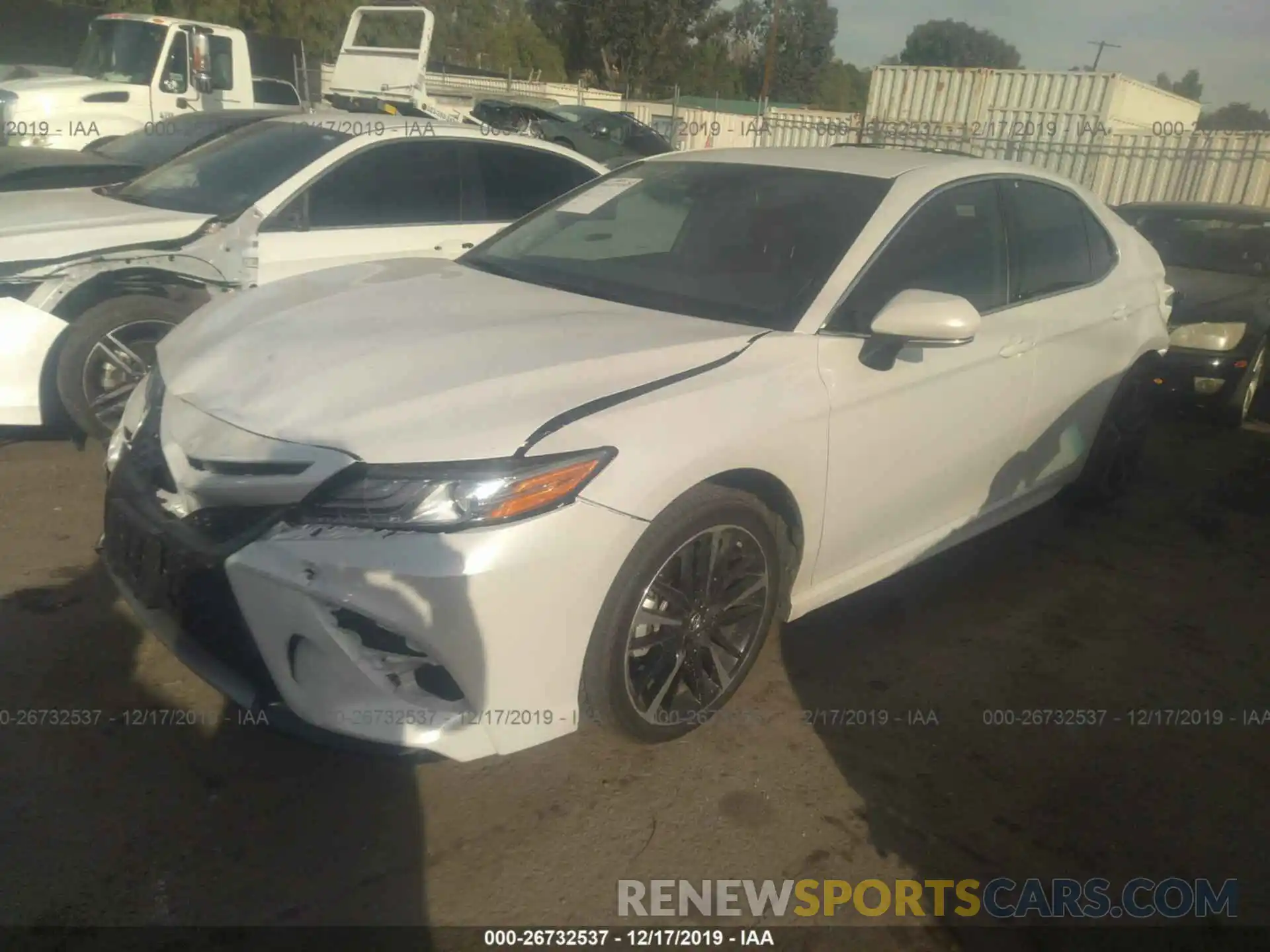 2 Photograph of a damaged car 4T1B61HK2KU792792 TOYOTA CAMRY 2019