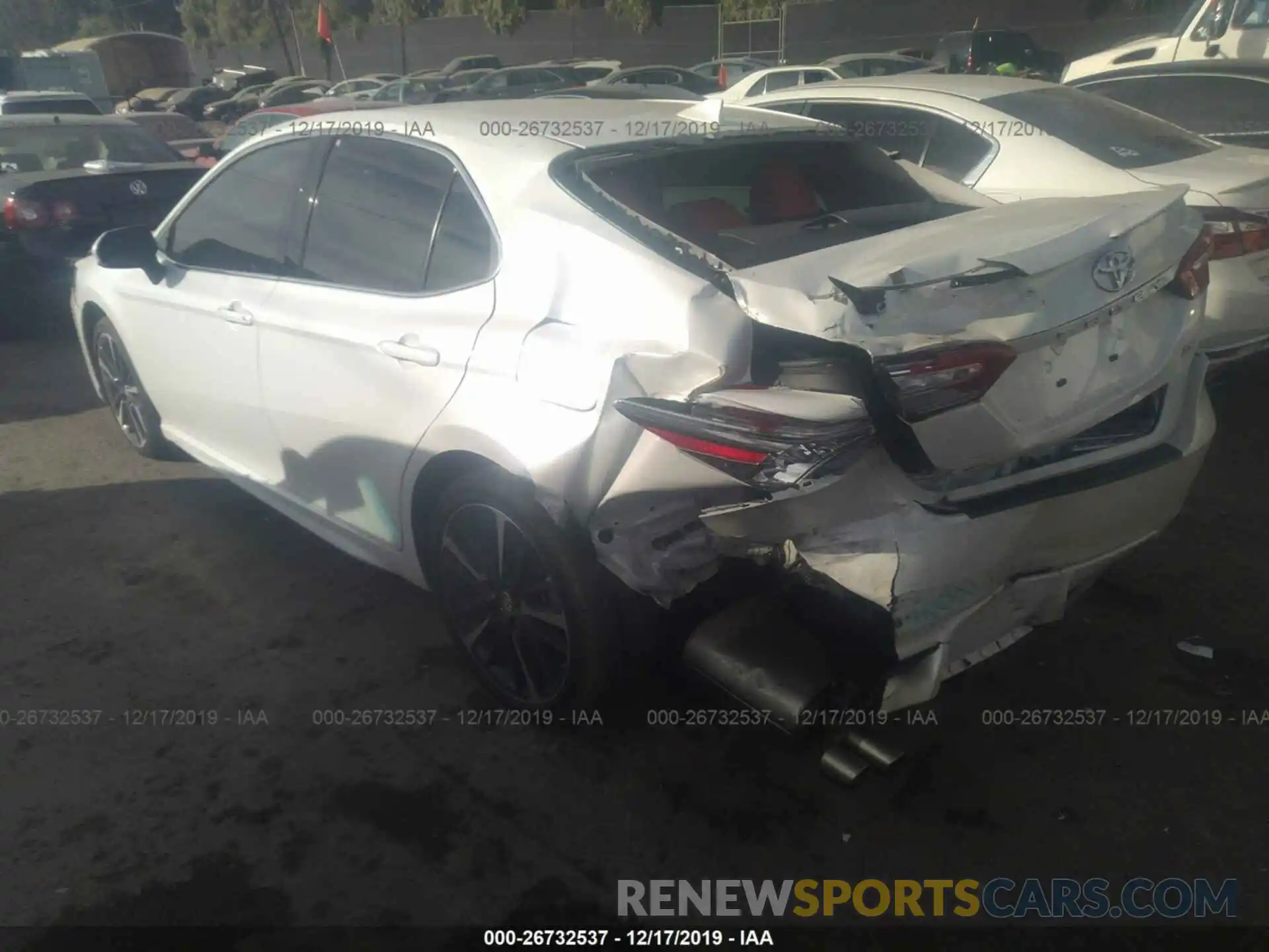 3 Photograph of a damaged car 4T1B61HK2KU792792 TOYOTA CAMRY 2019