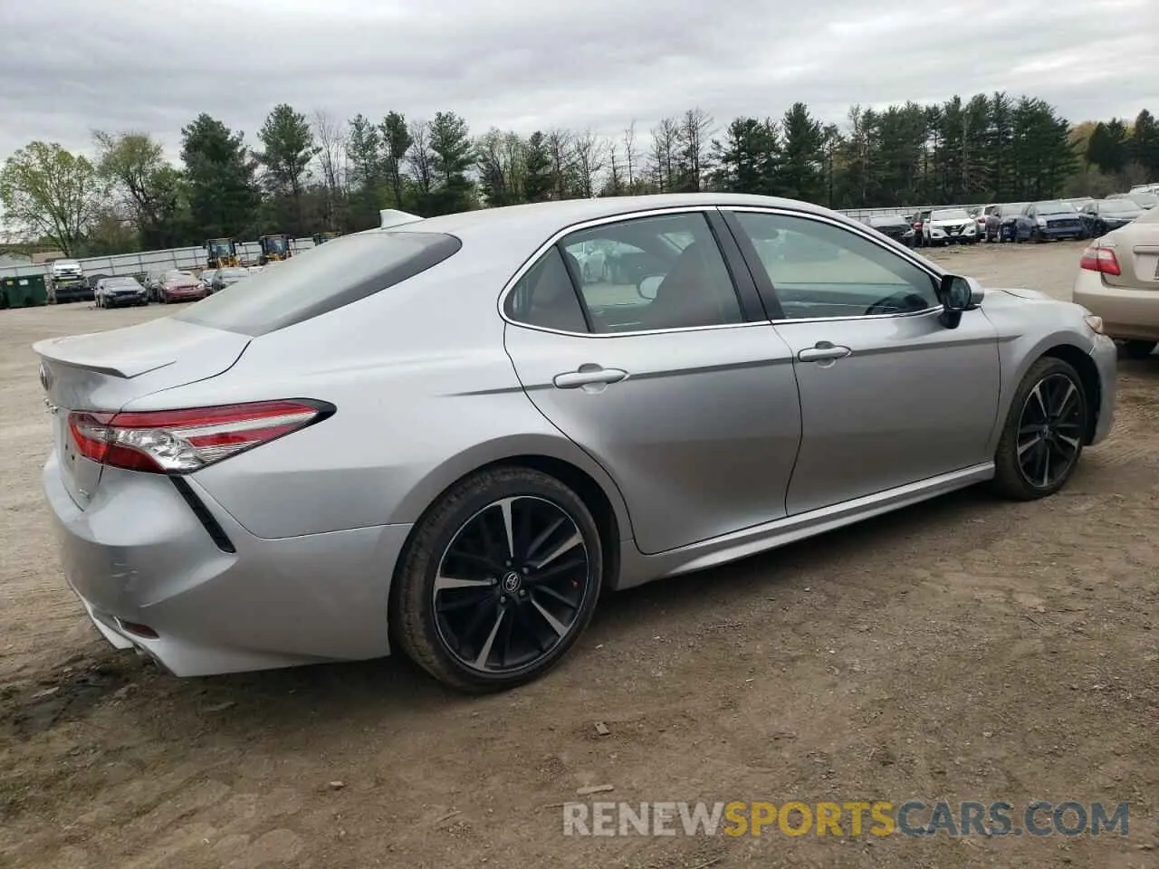 3 Photograph of a damaged car 4T1B61HK2KU830800 TOYOTA CAMRY 2019