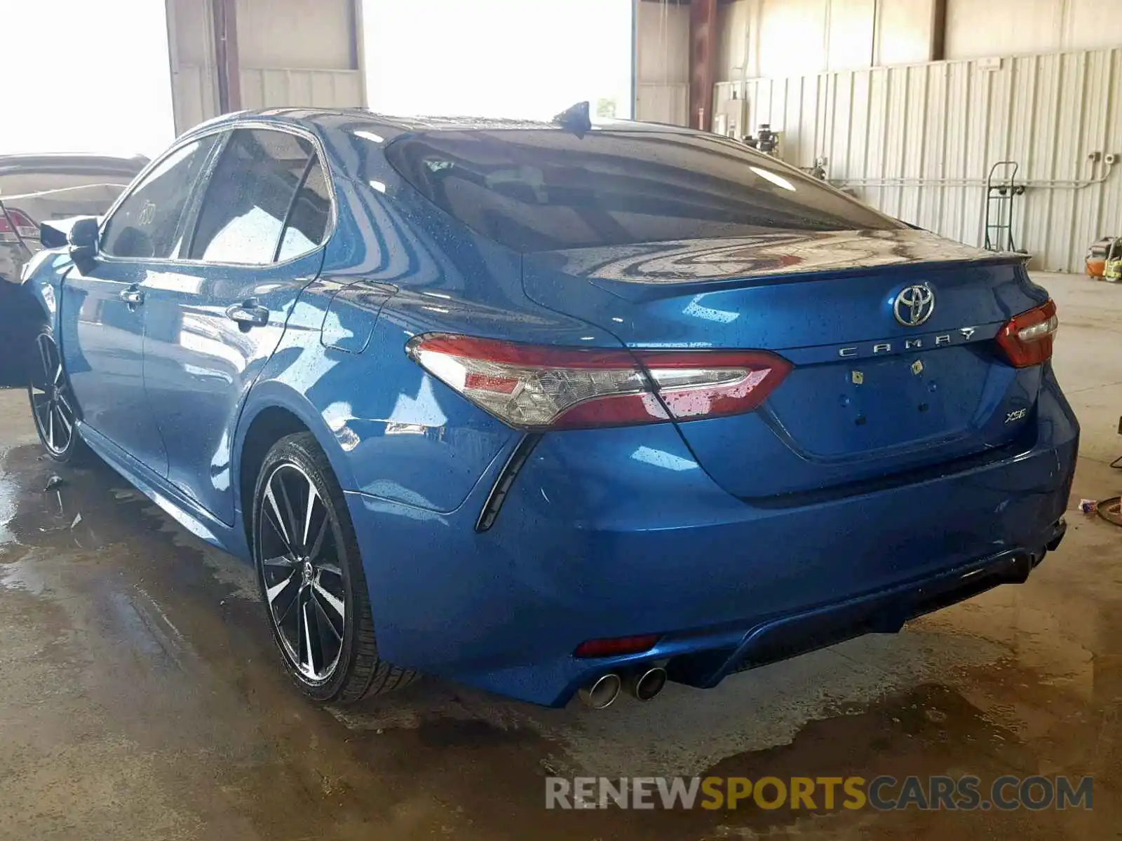 3 Photograph of a damaged car 4T1B61HK3KU173912 TOYOTA CAMRY 2019