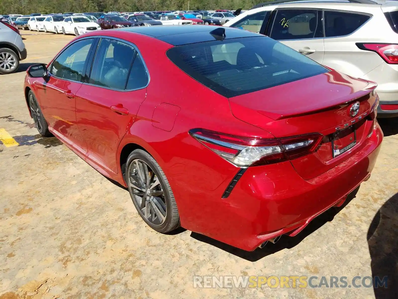 3 Photograph of a damaged car 4T1B61HK3KU181394 TOYOTA CAMRY 2019