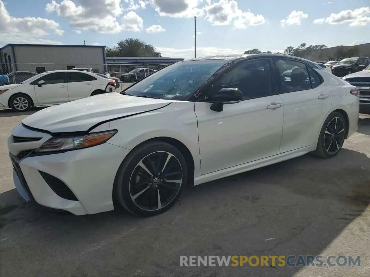 1 Photograph of a damaged car 4T1B61HK3KU207122 TOYOTA CAMRY 2019