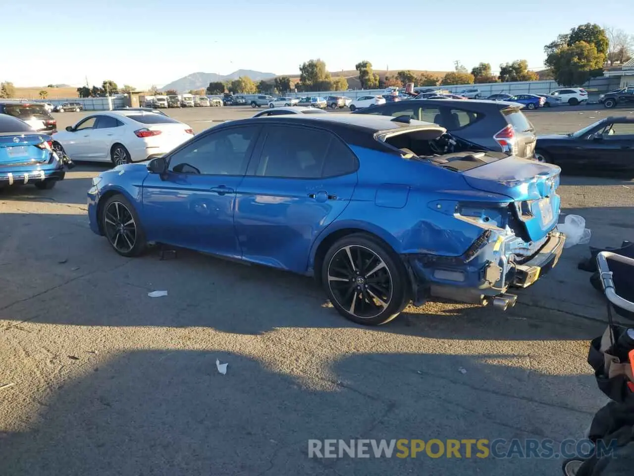 2 Photograph of a damaged car 4T1B61HK3KU219321 TOYOTA CAMRY 2019