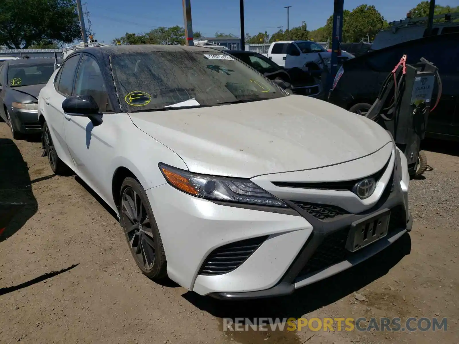 1 Photograph of a damaged car 4T1B61HK3KU268213 TOYOTA CAMRY 2019