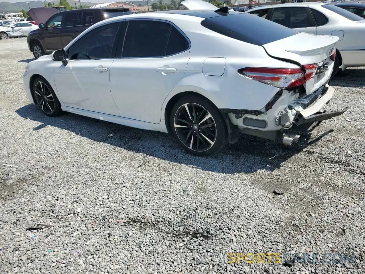 2 Photograph of a damaged car 4T1B61HK3KU682883 TOYOTA CAMRY 2019