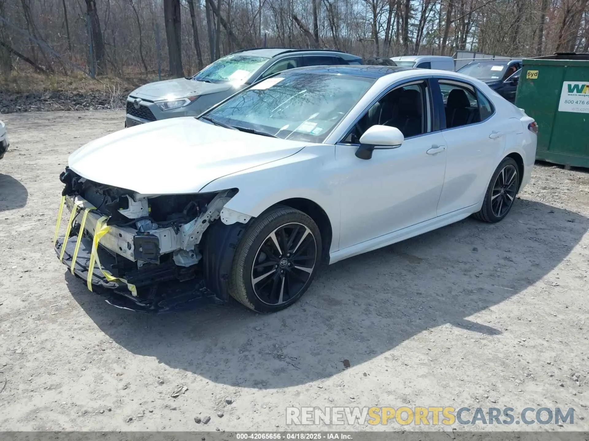 2 Photograph of a damaged car 4T1B61HK3KU686948 TOYOTA CAMRY 2019