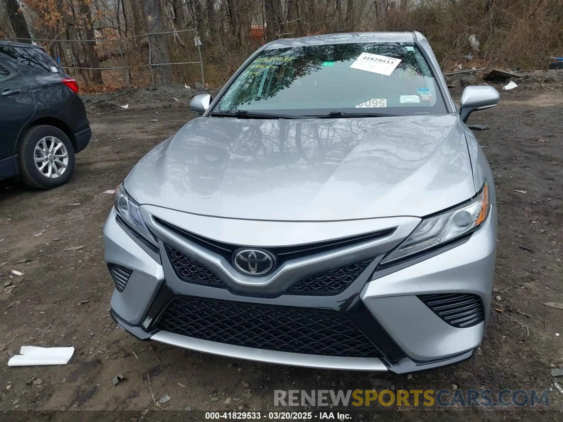 6 Photograph of a damaged car 4T1B61HK3KU742158 TOYOTA CAMRY 2019
