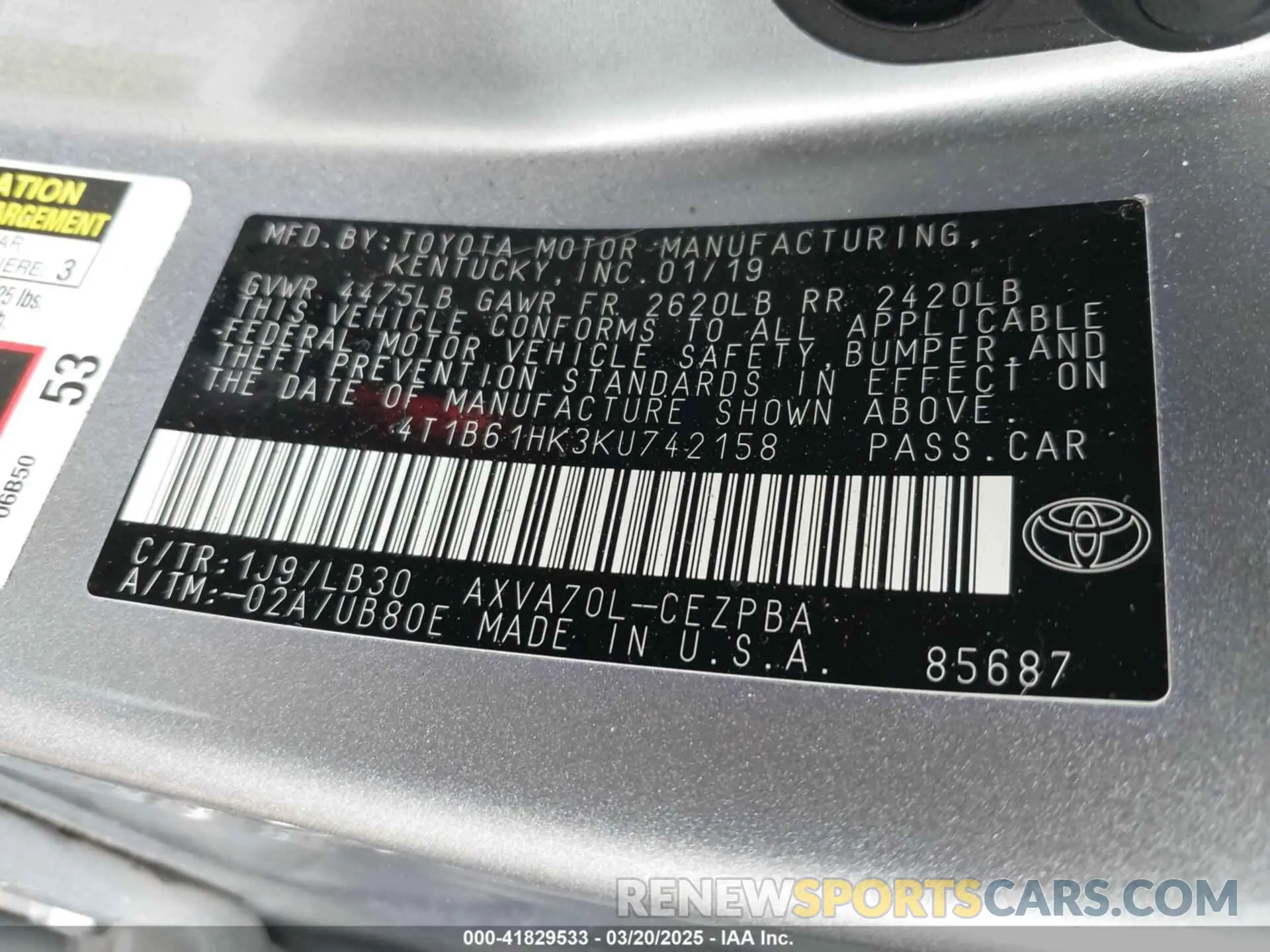 9 Photograph of a damaged car 4T1B61HK3KU742158 TOYOTA CAMRY 2019