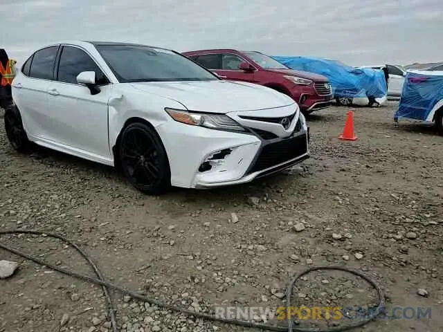13 Photograph of a damaged car 4T1B61HK3KU742418 TOYOTA CAMRY 2019