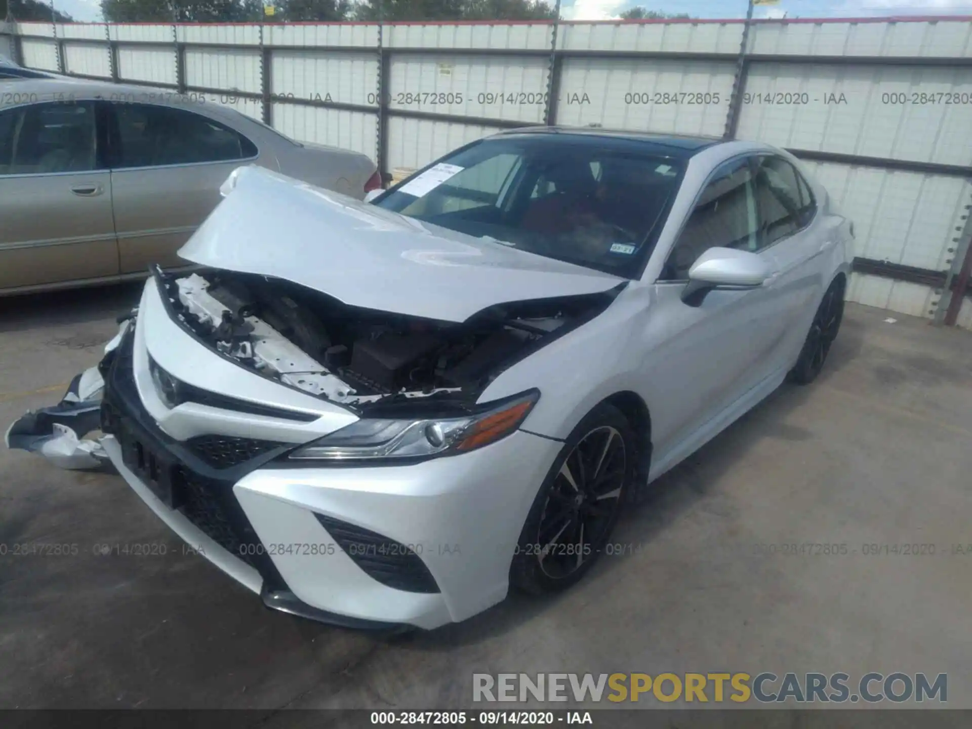 2 Photograph of a damaged car 4T1B61HK3KU759588 TOYOTA CAMRY 2019