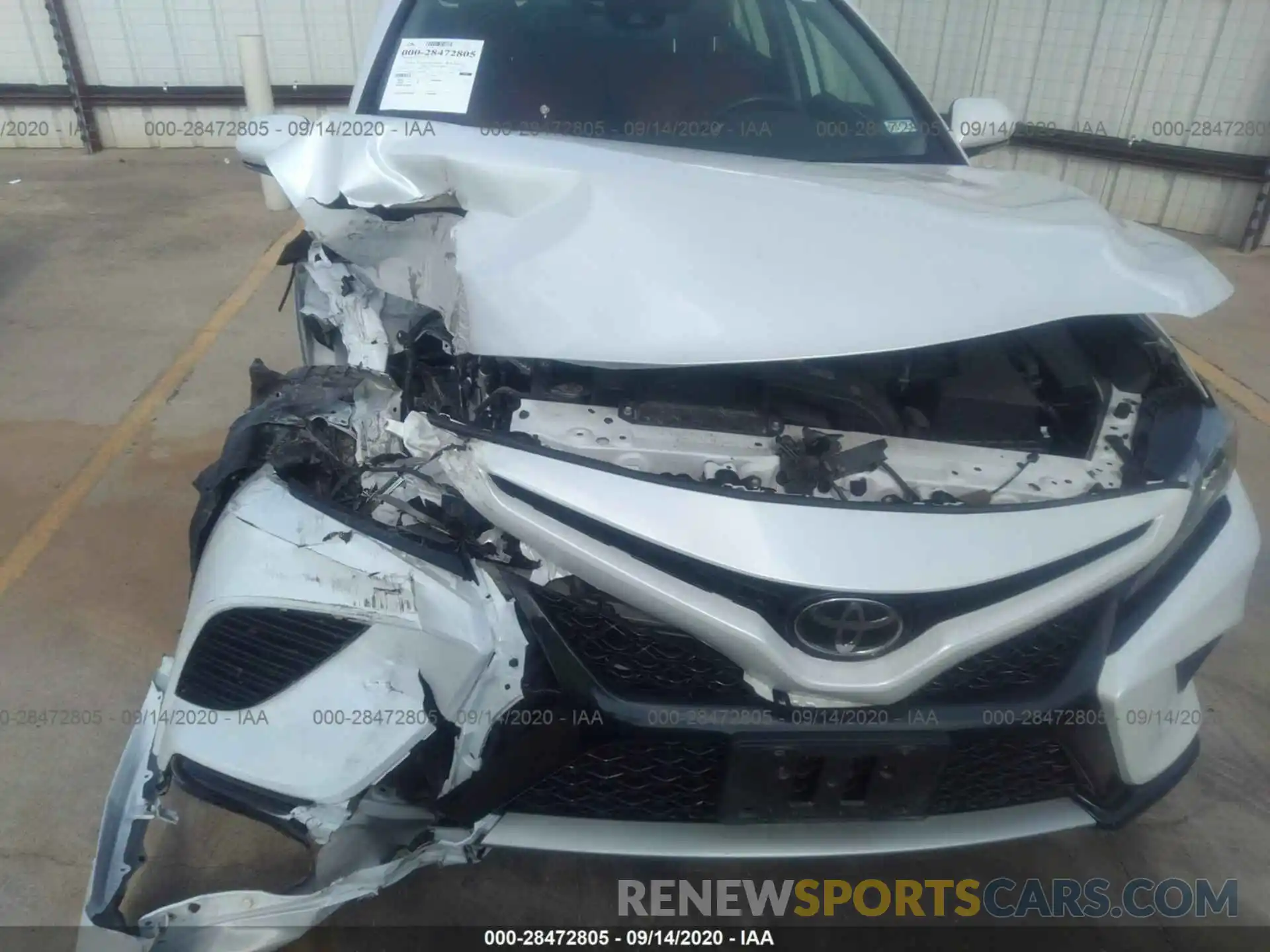 6 Photograph of a damaged car 4T1B61HK3KU759588 TOYOTA CAMRY 2019