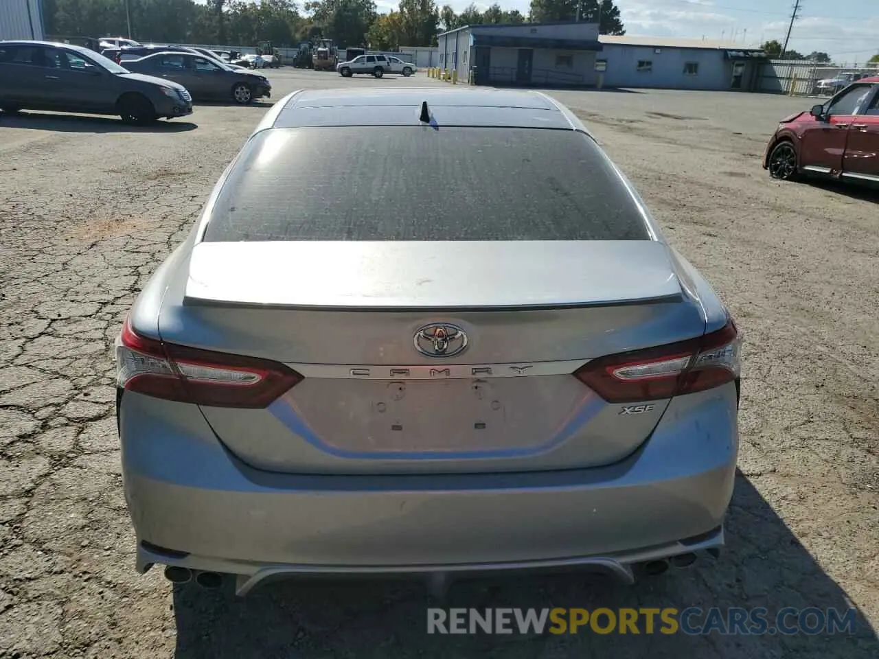 6 Photograph of a damaged car 4T1B61HK3KU762765 TOYOTA CAMRY 2019