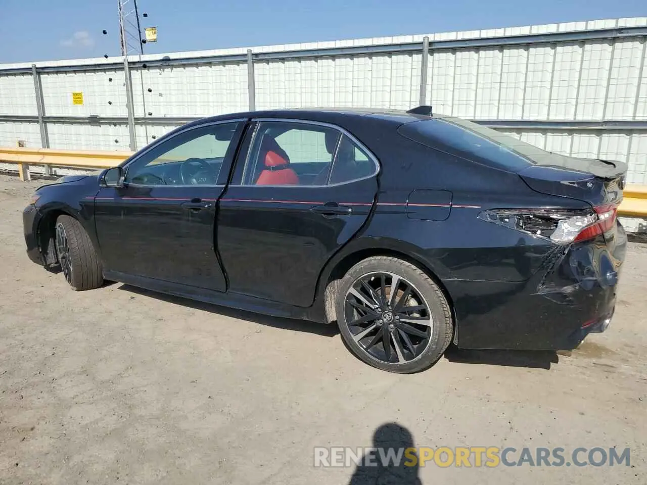 2 Photograph of a damaged car 4T1B61HK3KU764158 TOYOTA CAMRY 2019
