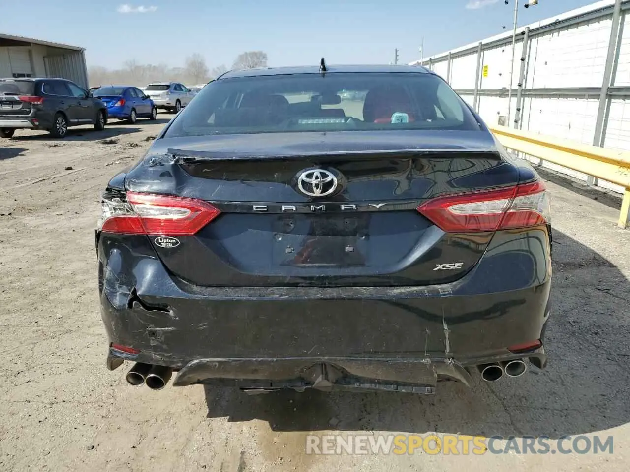 6 Photograph of a damaged car 4T1B61HK3KU764158 TOYOTA CAMRY 2019