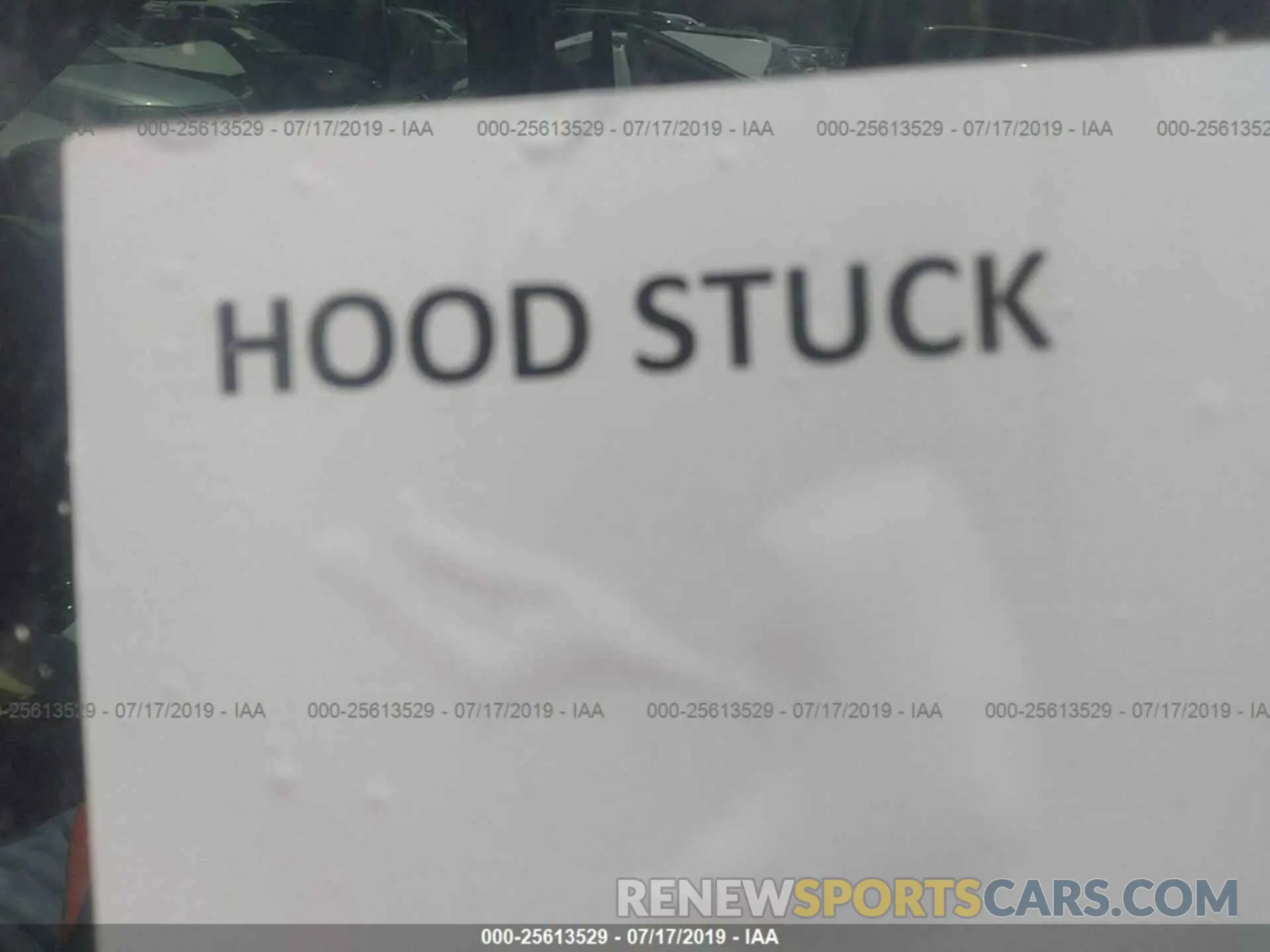 10 Photograph of a damaged car 4T1B61HK3KU773815 TOYOTA CAMRY 2019