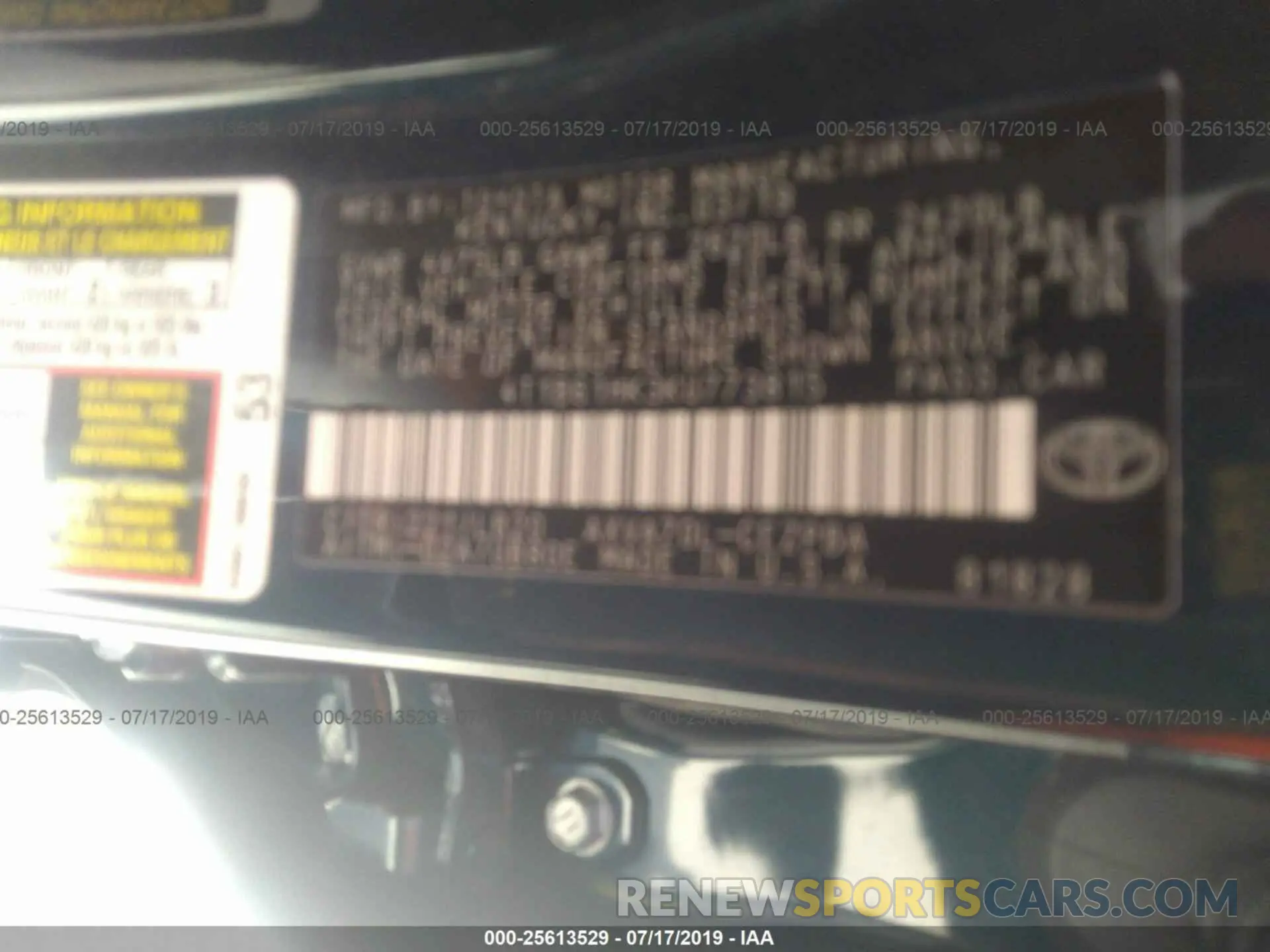 9 Photograph of a damaged car 4T1B61HK3KU773815 TOYOTA CAMRY 2019