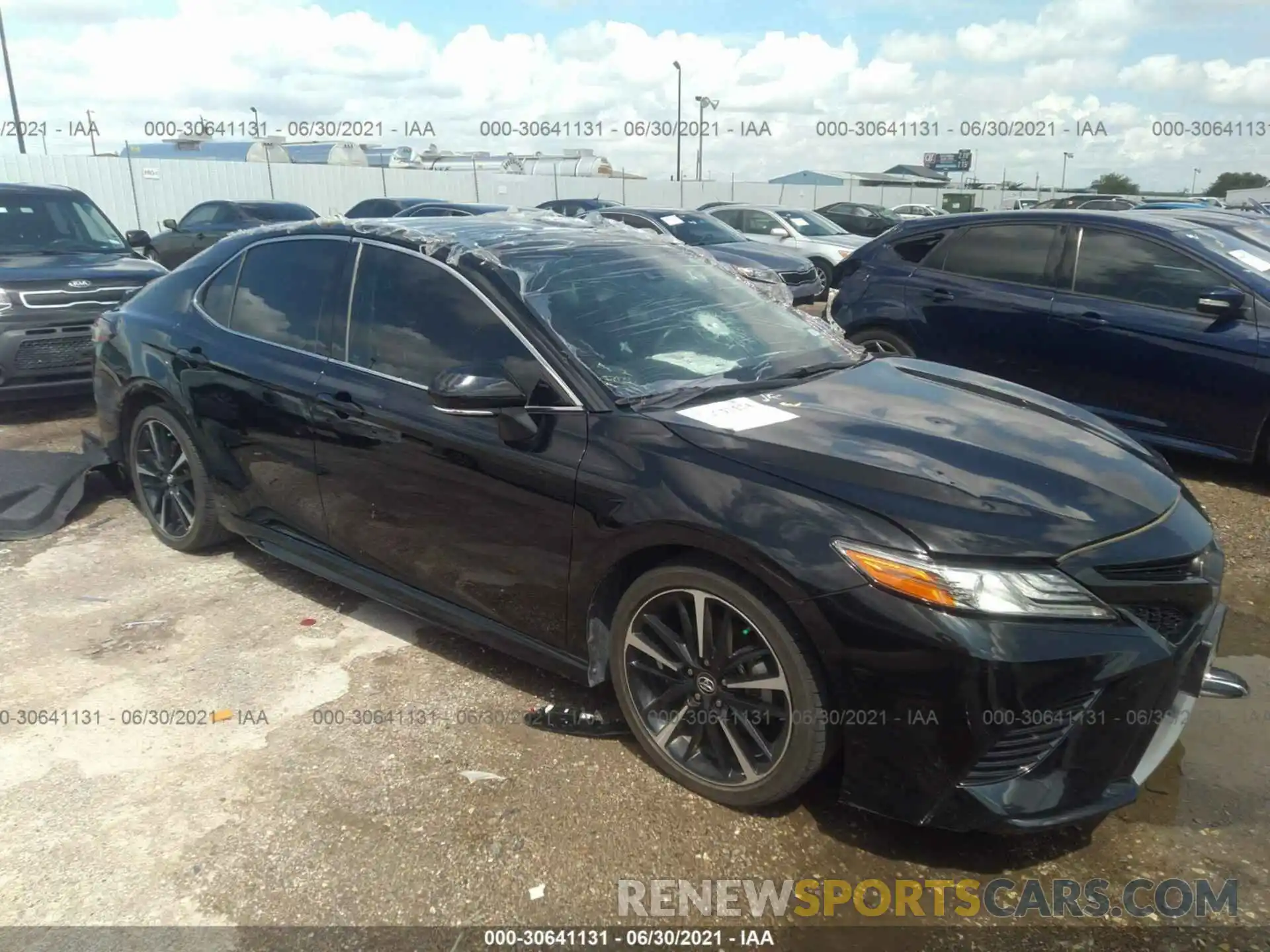 1 Photograph of a damaged car 4T1B61HK3KU789044 TOYOTA CAMRY 2019