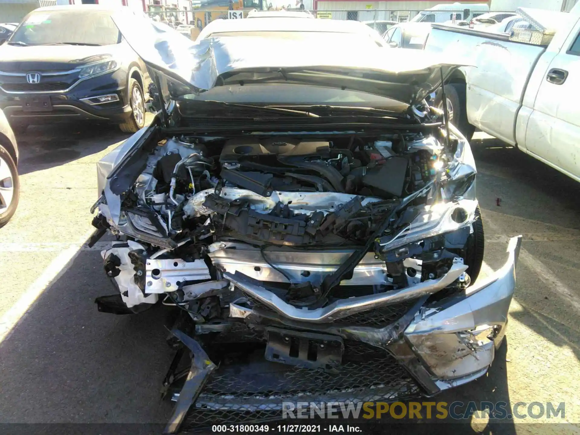 6 Photograph of a damaged car 4T1B61HK3KU806473 TOYOTA CAMRY 2019