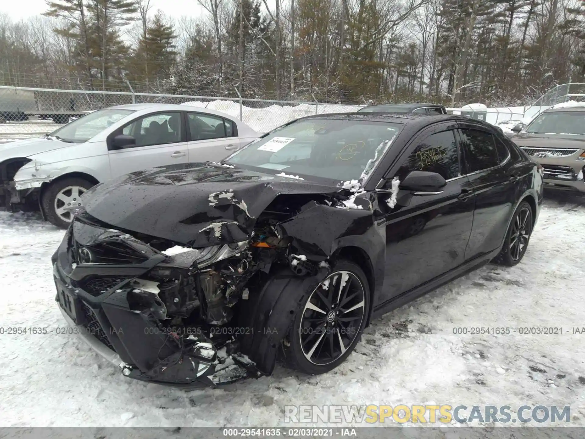 2 Photograph of a damaged car 4T1B61HK3KU807509 TOYOTA CAMRY 2019