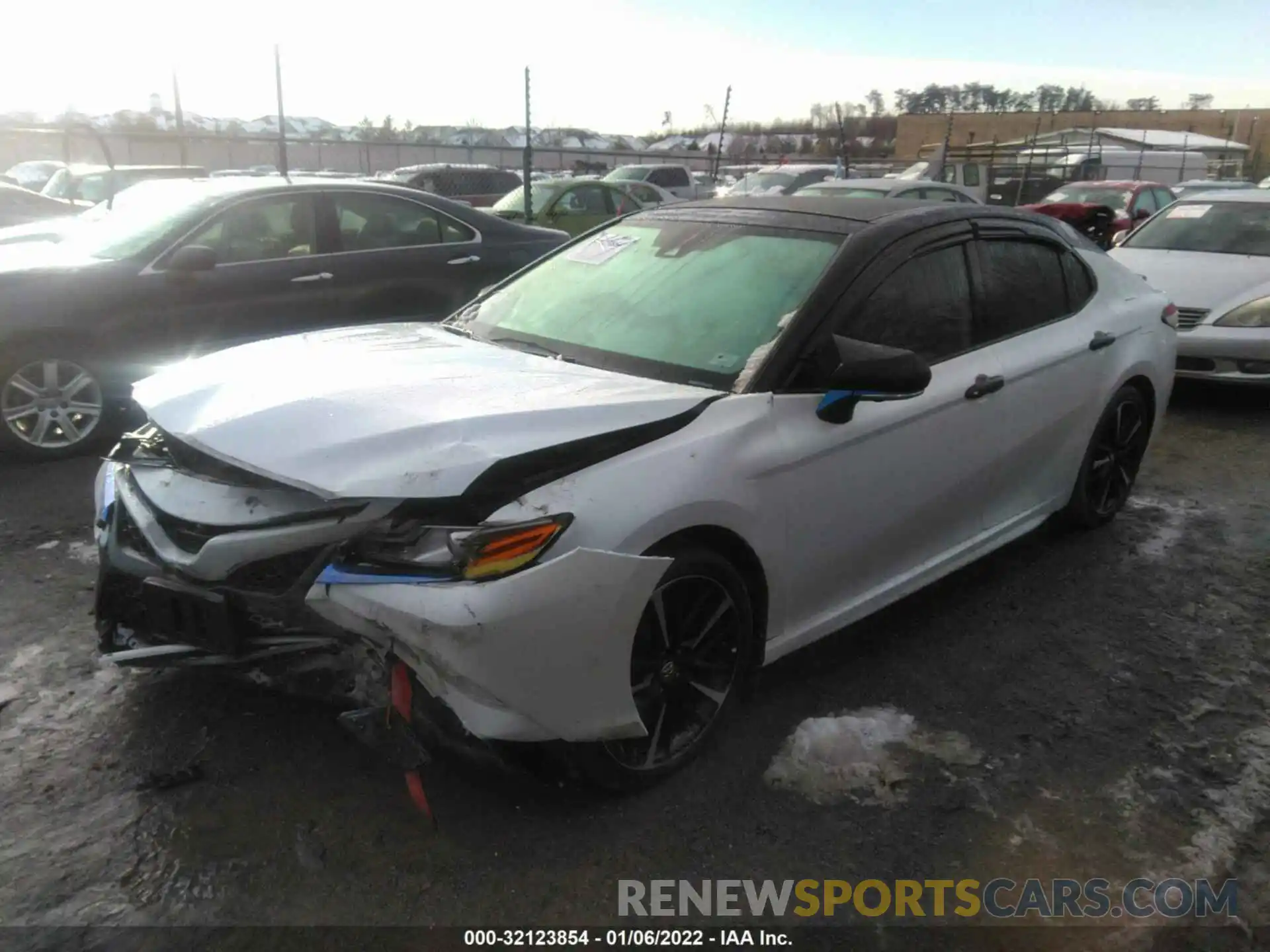 2 Photograph of a damaged car 4T1B61HK4KU175832 TOYOTA CAMRY 2019