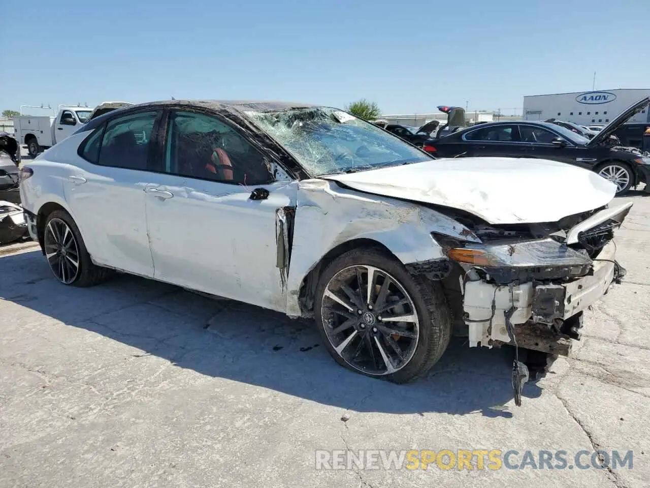 4 Photograph of a damaged car 4T1B61HK4KU188984 TOYOTA CAMRY 2019