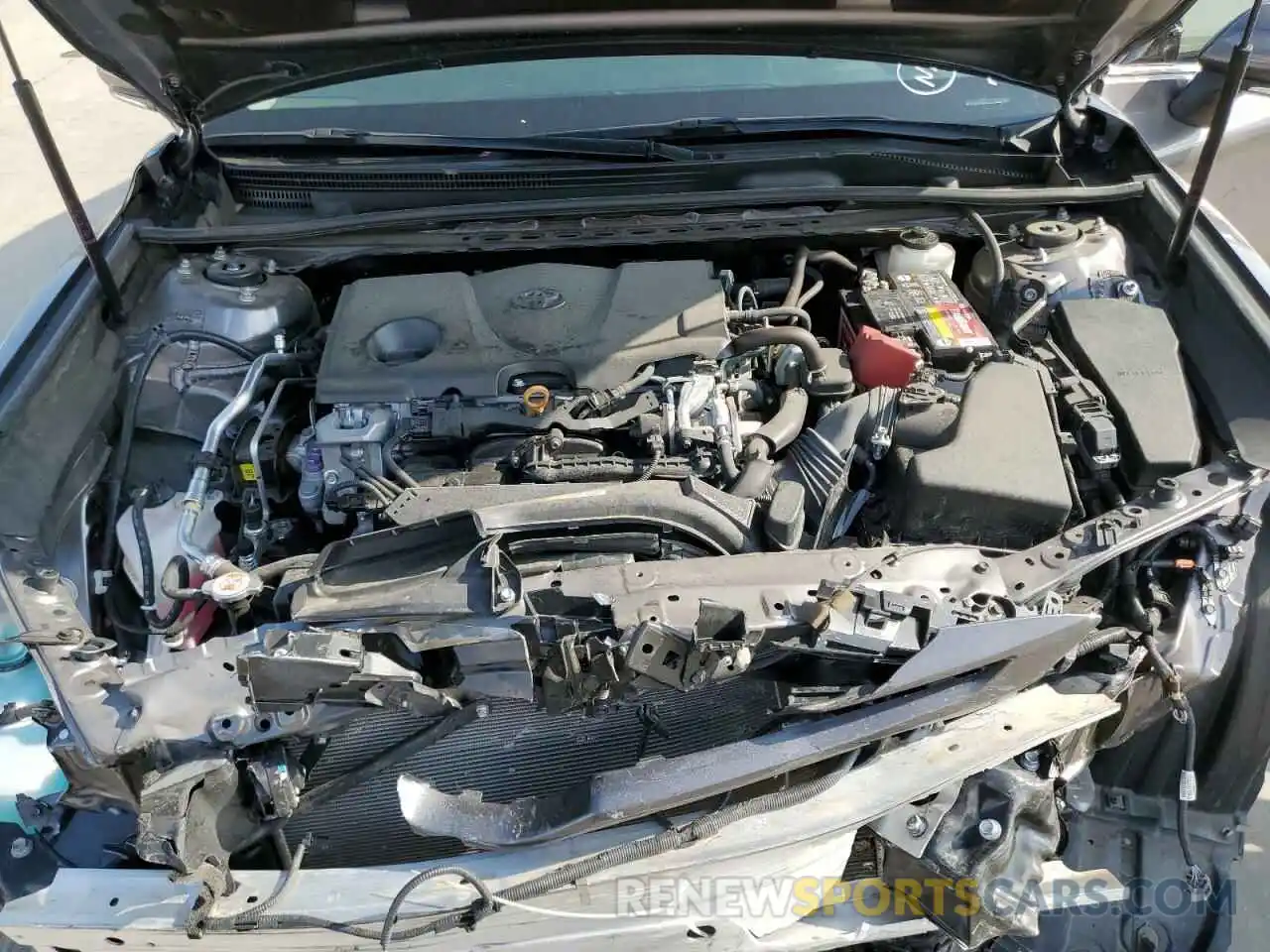 11 Photograph of a damaged car 4T1B61HK4KU226603 TOYOTA CAMRY 2019