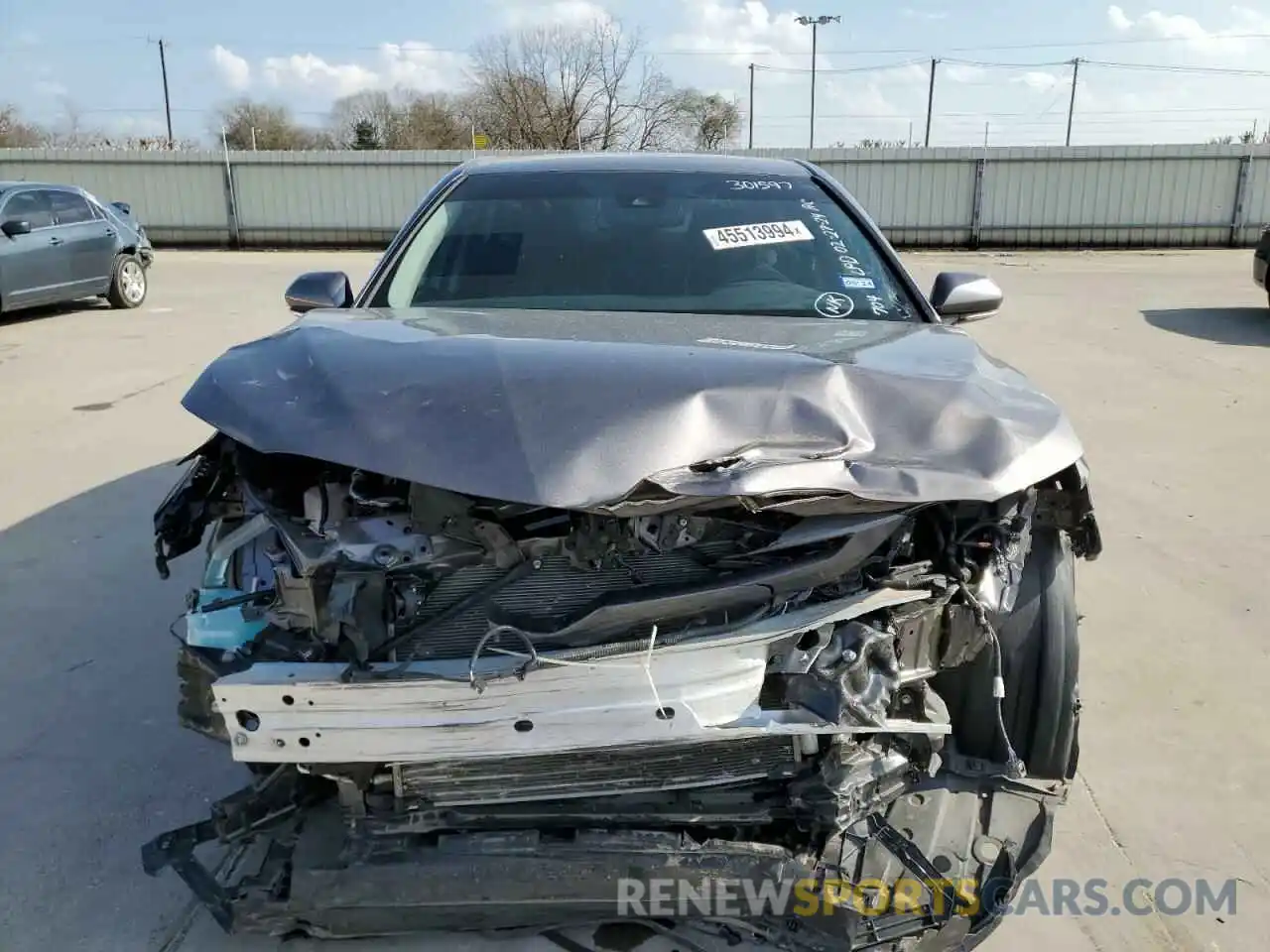 5 Photograph of a damaged car 4T1B61HK4KU226603 TOYOTA CAMRY 2019