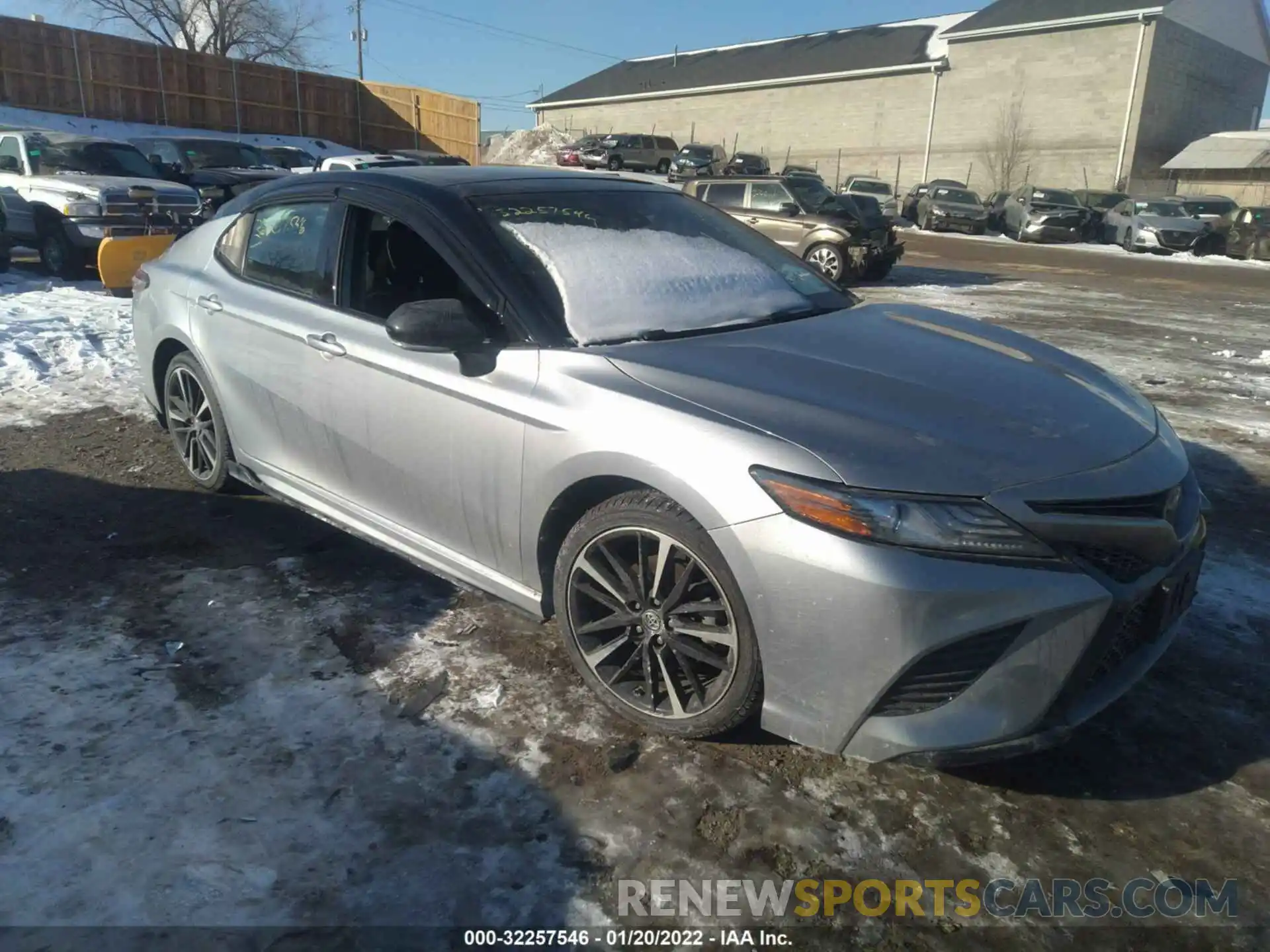 1 Photograph of a damaged car 4T1B61HK4KU227766 TOYOTA CAMRY 2019