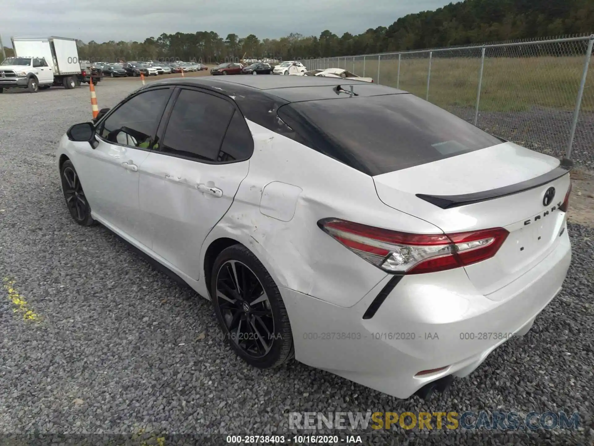 6 Photograph of a damaged car 4T1B61HK4KU273839 TOYOTA CAMRY 2019