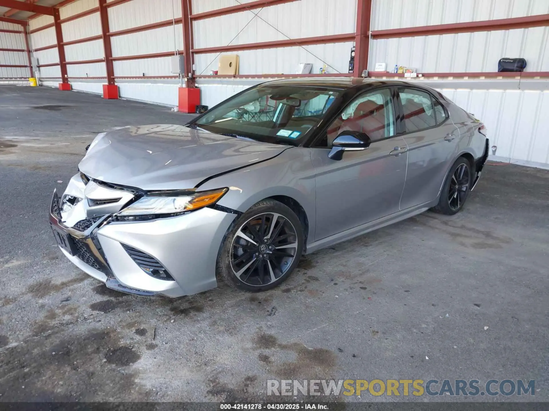 2 Photograph of a damaged car 4T1B61HK4KU284873 TOYOTA CAMRY 2019